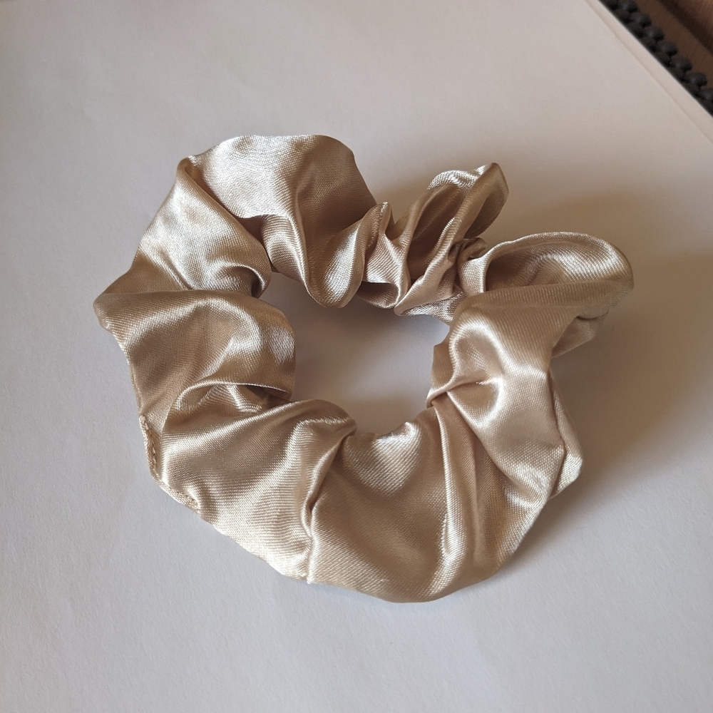 3-Piece Hair Accessories Set - Picture 10 of 11